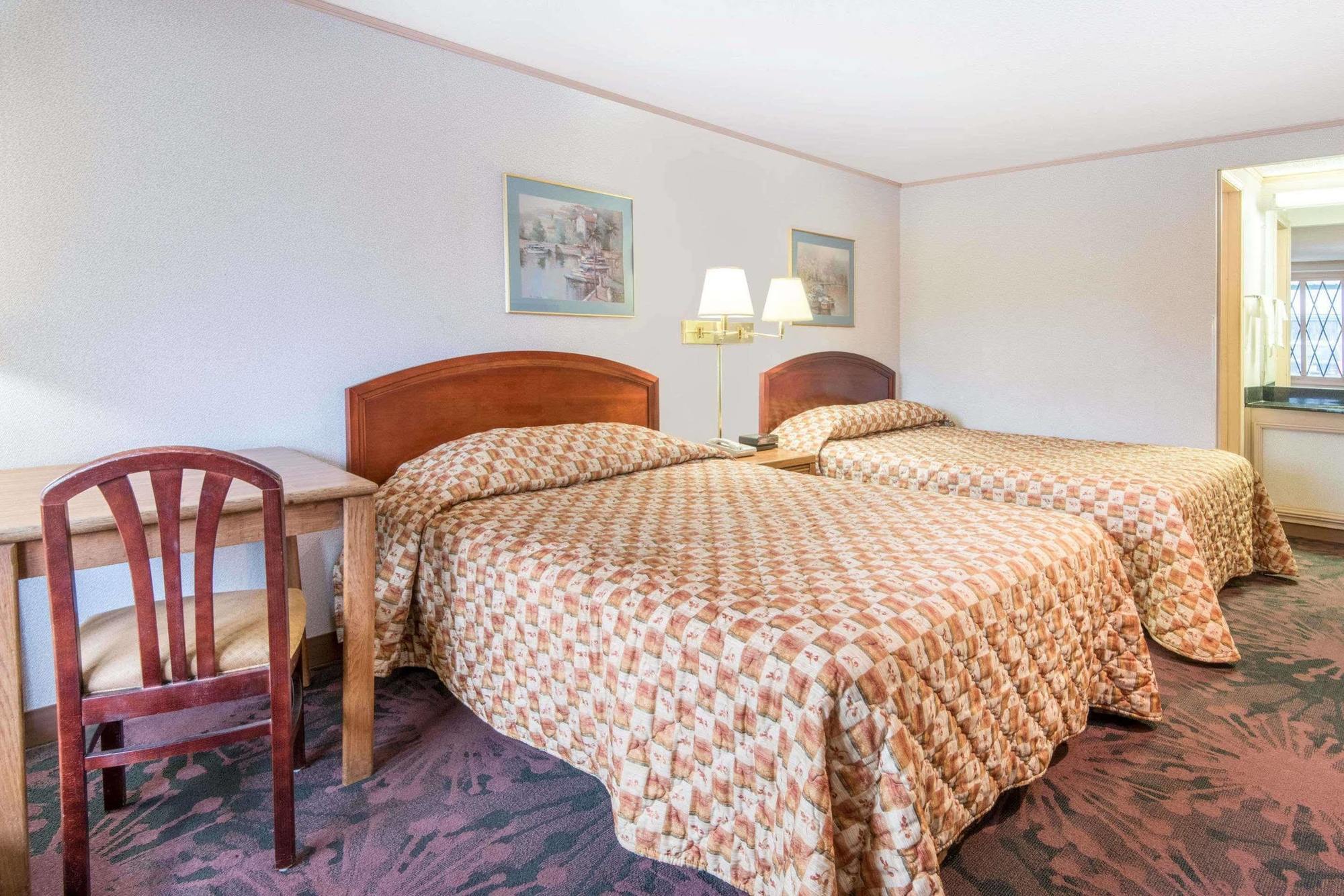 Knights Inn Кантон Екстер'єр фото