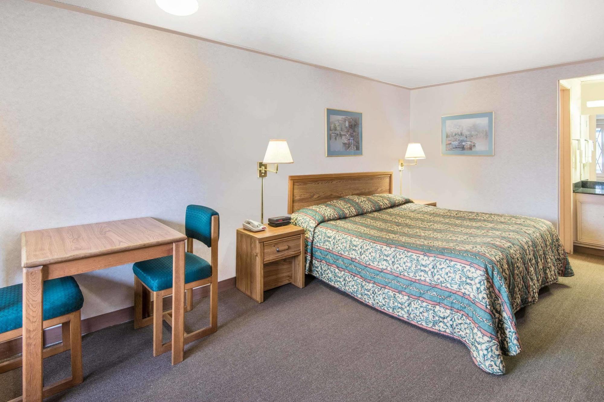 Knights Inn Кантон Екстер'єр фото